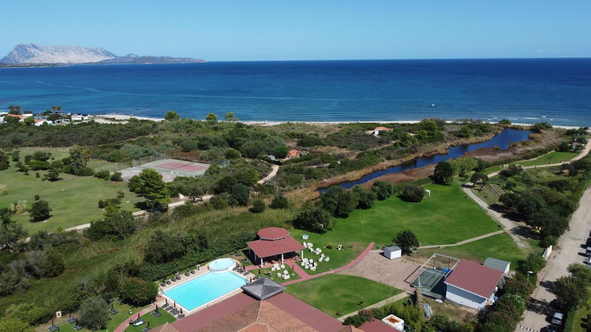 Li Suari Club Village San Teodoro  Eksteriør bilde
