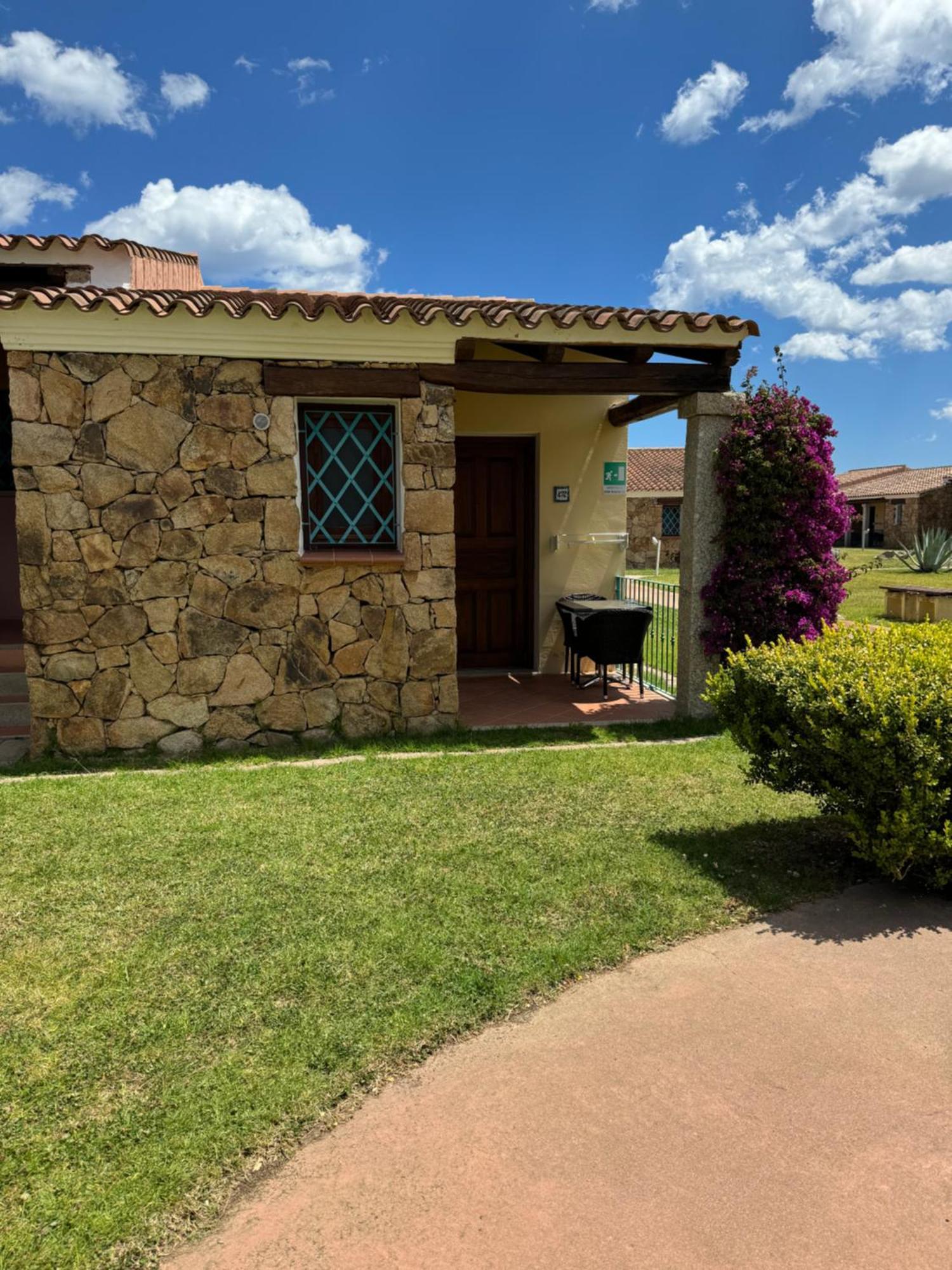 Li Suari Club Village San Teodoro  Eksteriør bilde