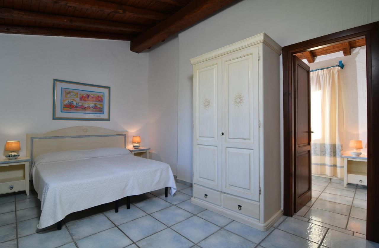 Li Suari Club Village San Teodoro  Eksteriør bilde